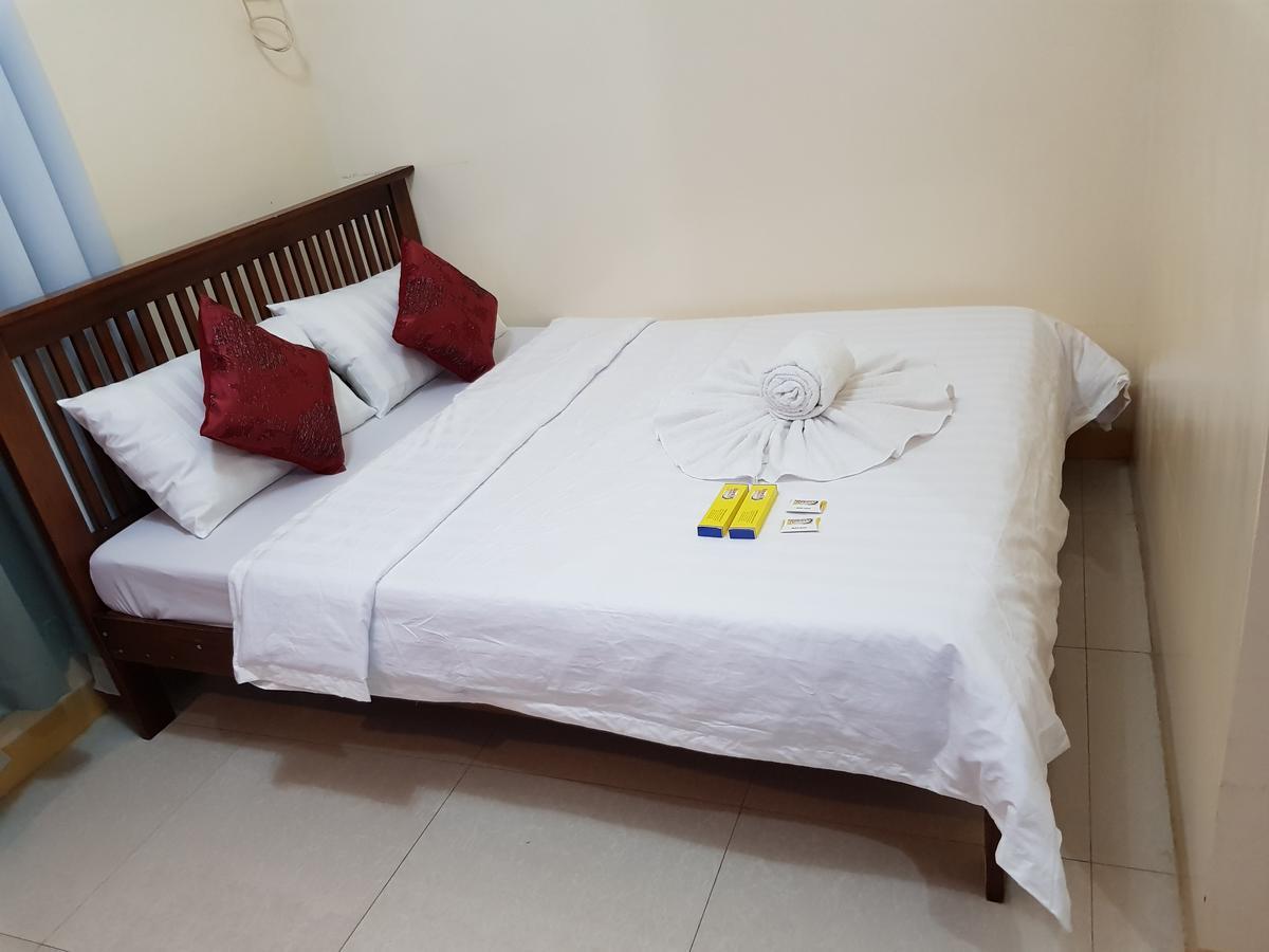 Eduardo'S Resort Calapan Екстериор снимка