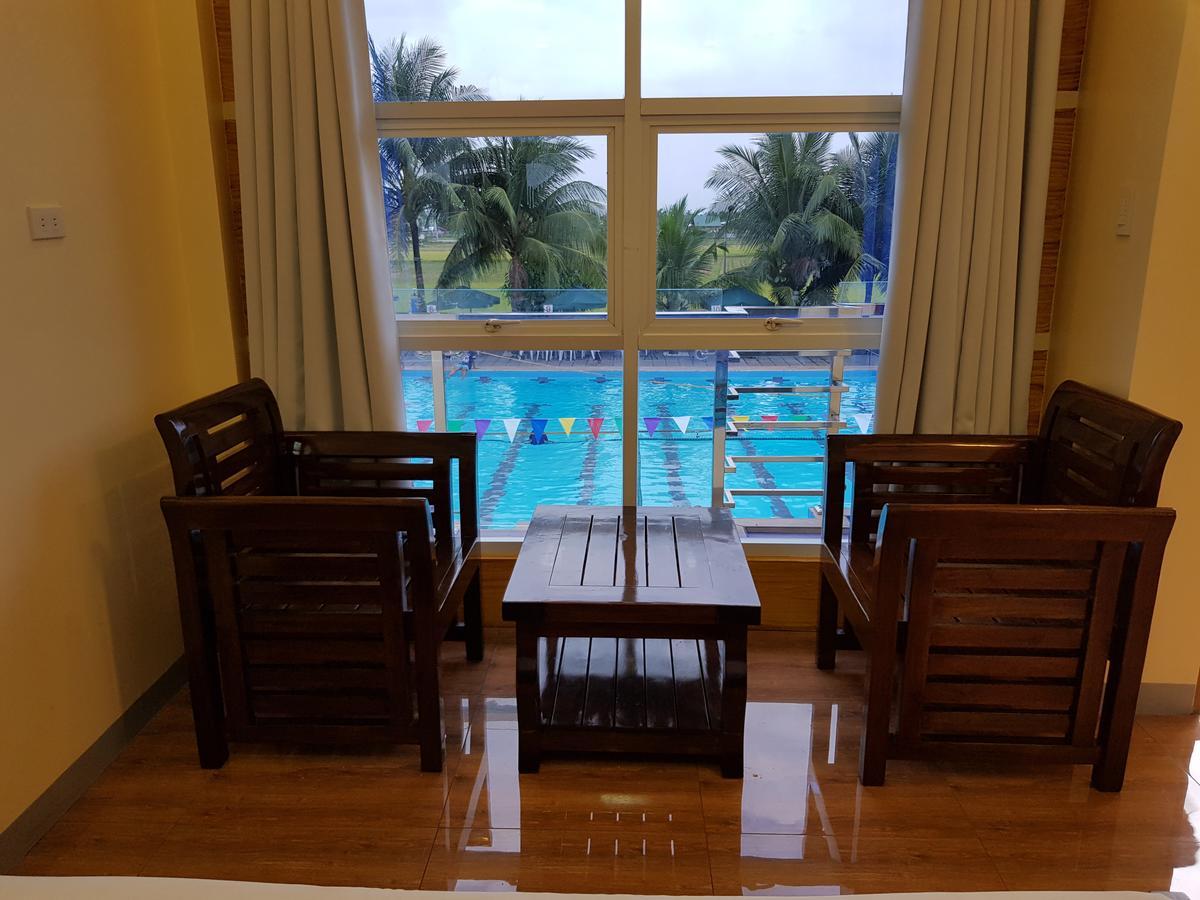 Eduardo'S Resort Calapan Екстериор снимка